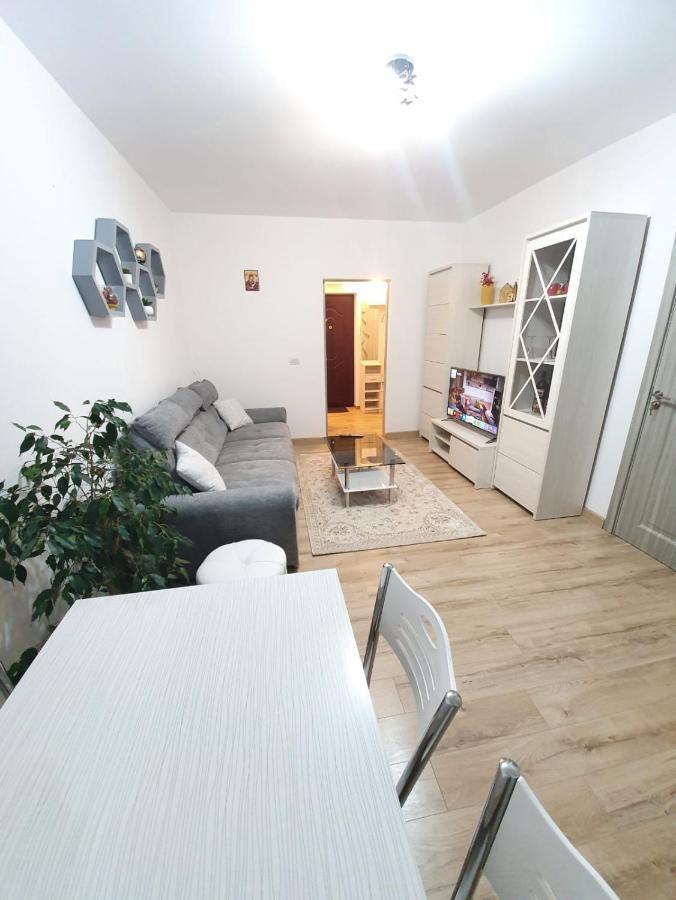 Apartament Ultra Central Marly Gura Humorului Extérieur photo