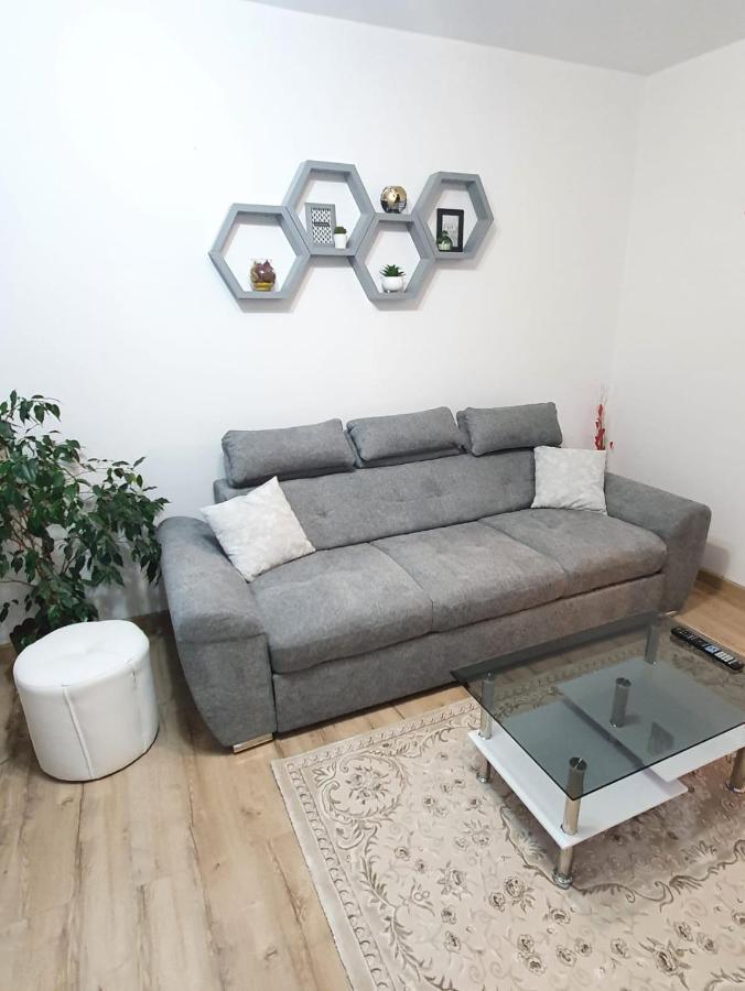 Apartament Ultra Central Marly Gura Humorului Extérieur photo